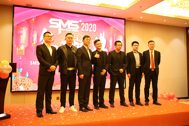 Hold an activity Hold an activity