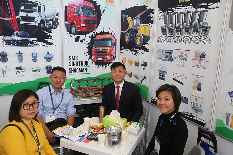 Attend the exhibition Attend the exhibition