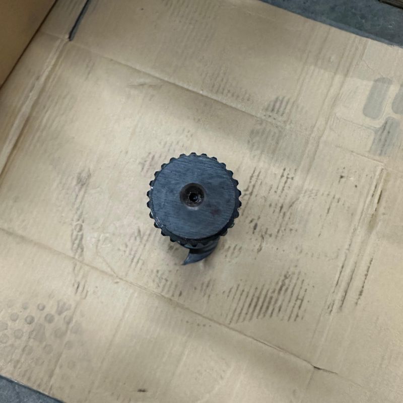 Arbre de frein.jpg Arbre de frein.jpg